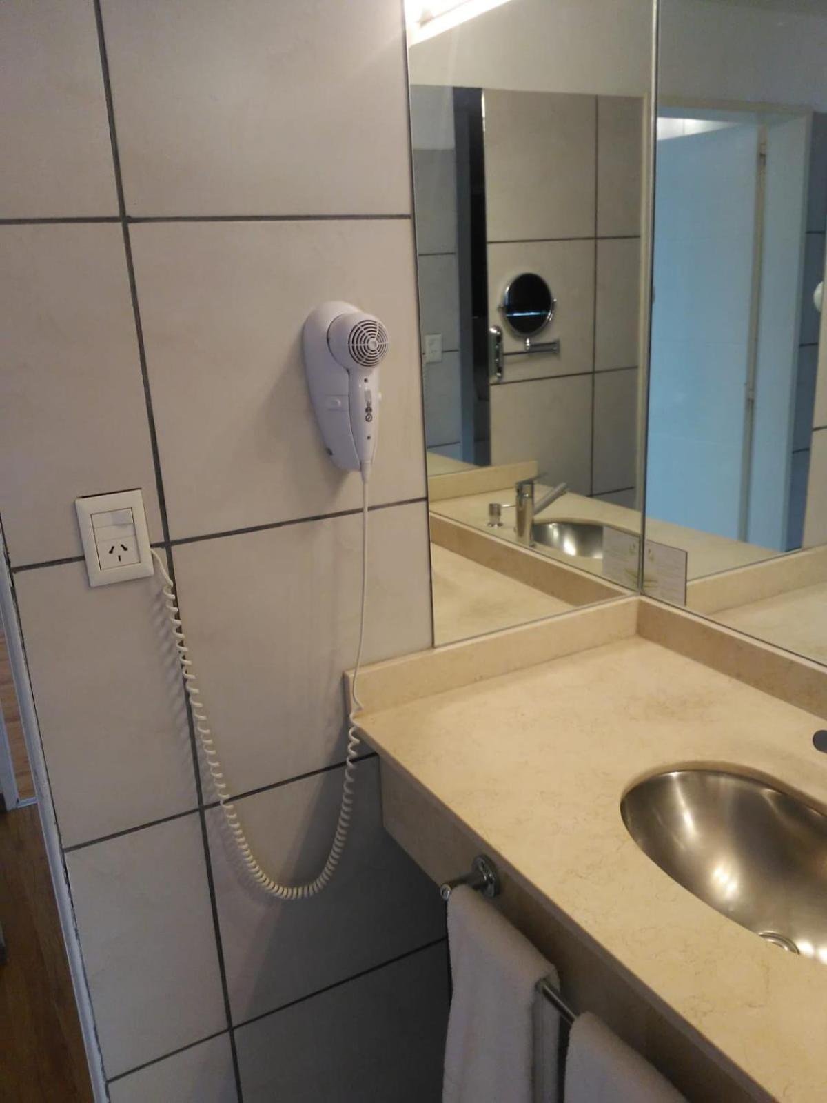 Global Hotel Centenario Kültér fotó